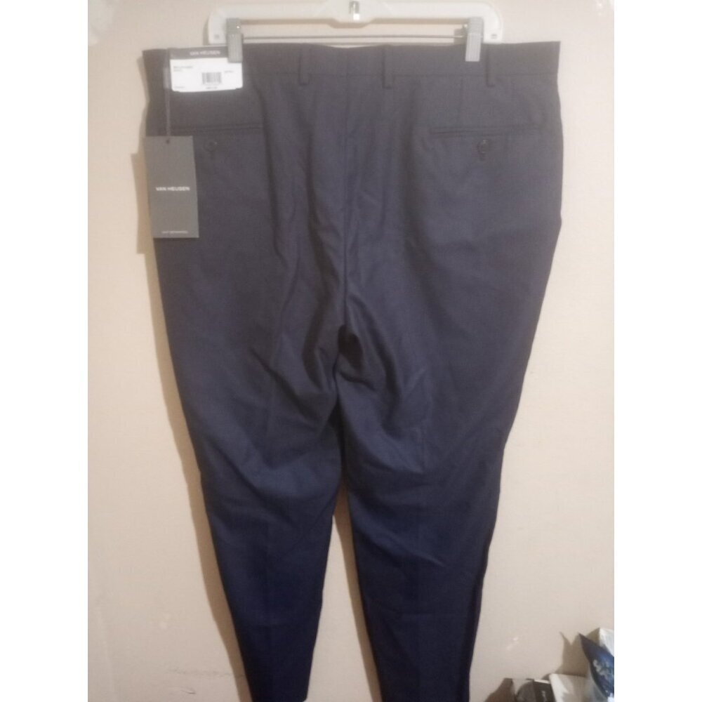 Van Heusen Manvell Dress Pants Men's Size 40 x 32 Flat Front Blue Pockets NWT